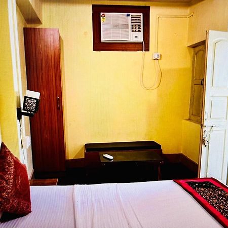 Yogi Soul Hotel Váránaszi Kültér fotó