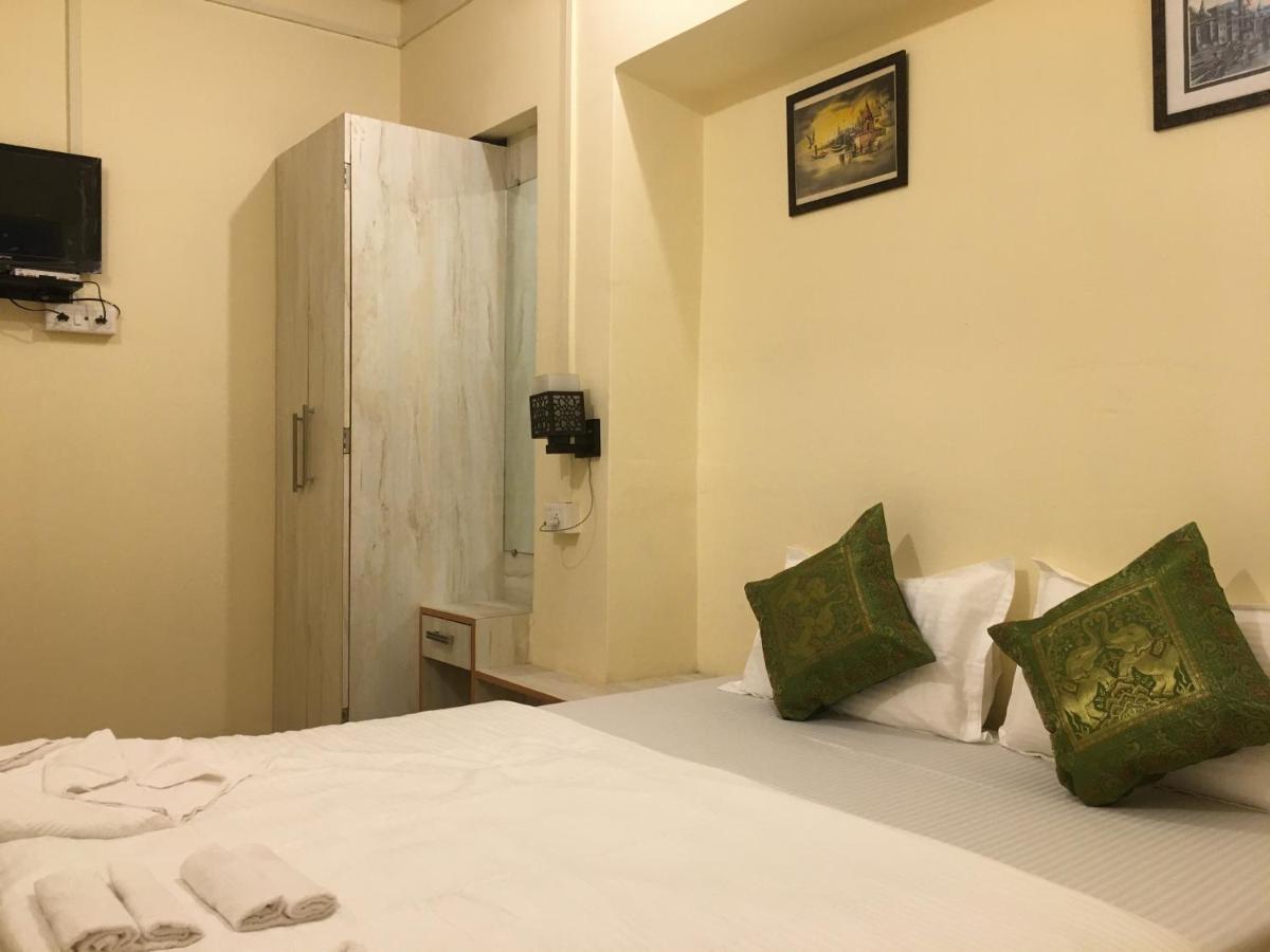 Yogi Soul Hotel Váránaszi Kültér fotó