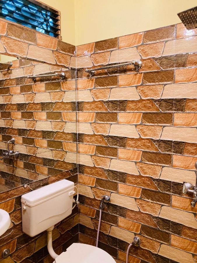 Yogi Soul Hotel Váránaszi Kültér fotó
