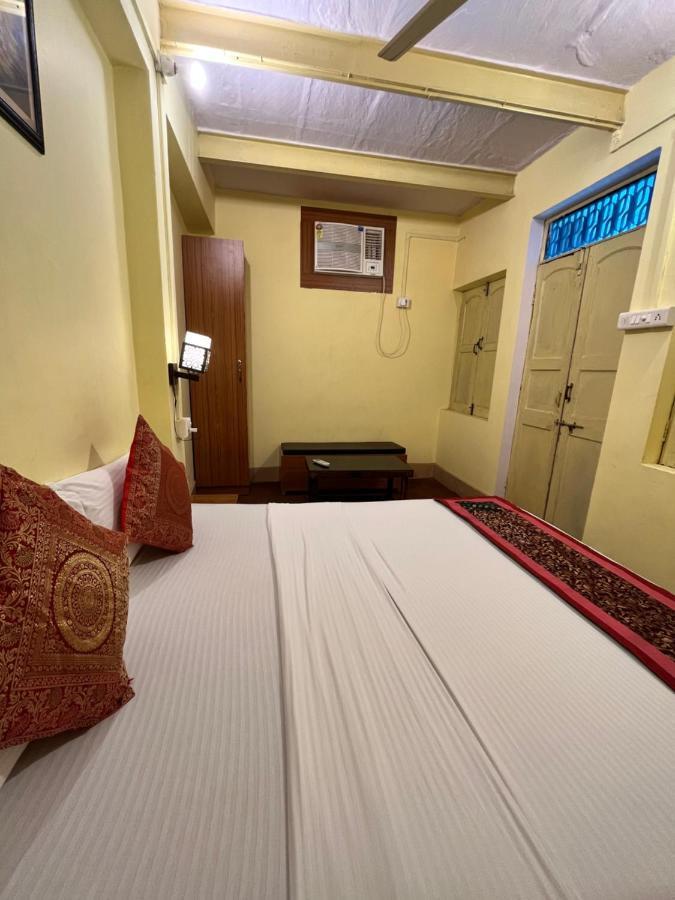 Yogi Soul Hotel Váránaszi Kültér fotó